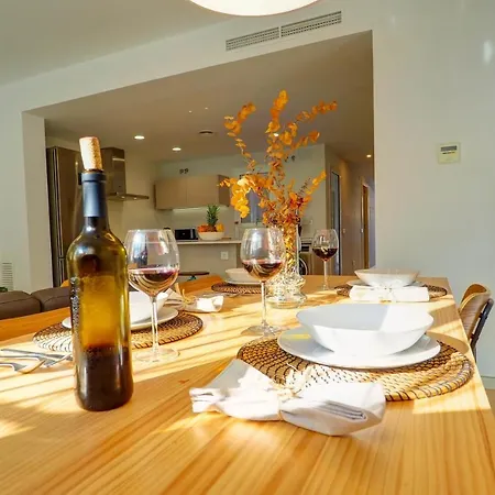 San Sebastian With Patio By Hello Homes * Sitges