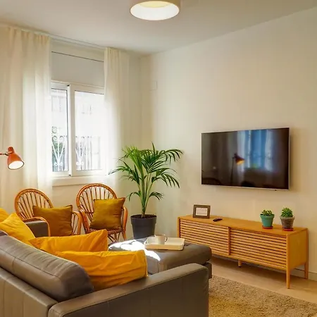 San Sebastian With Patio By Hello Homes Sitges