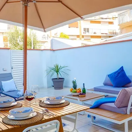 San Sebastian With Patio By Hello Homes Sitges