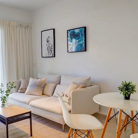 Lägenhet San Sebastian With Patio By Hello Homes Sitges